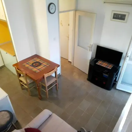 Апартаменты With Wifi - 17538 *